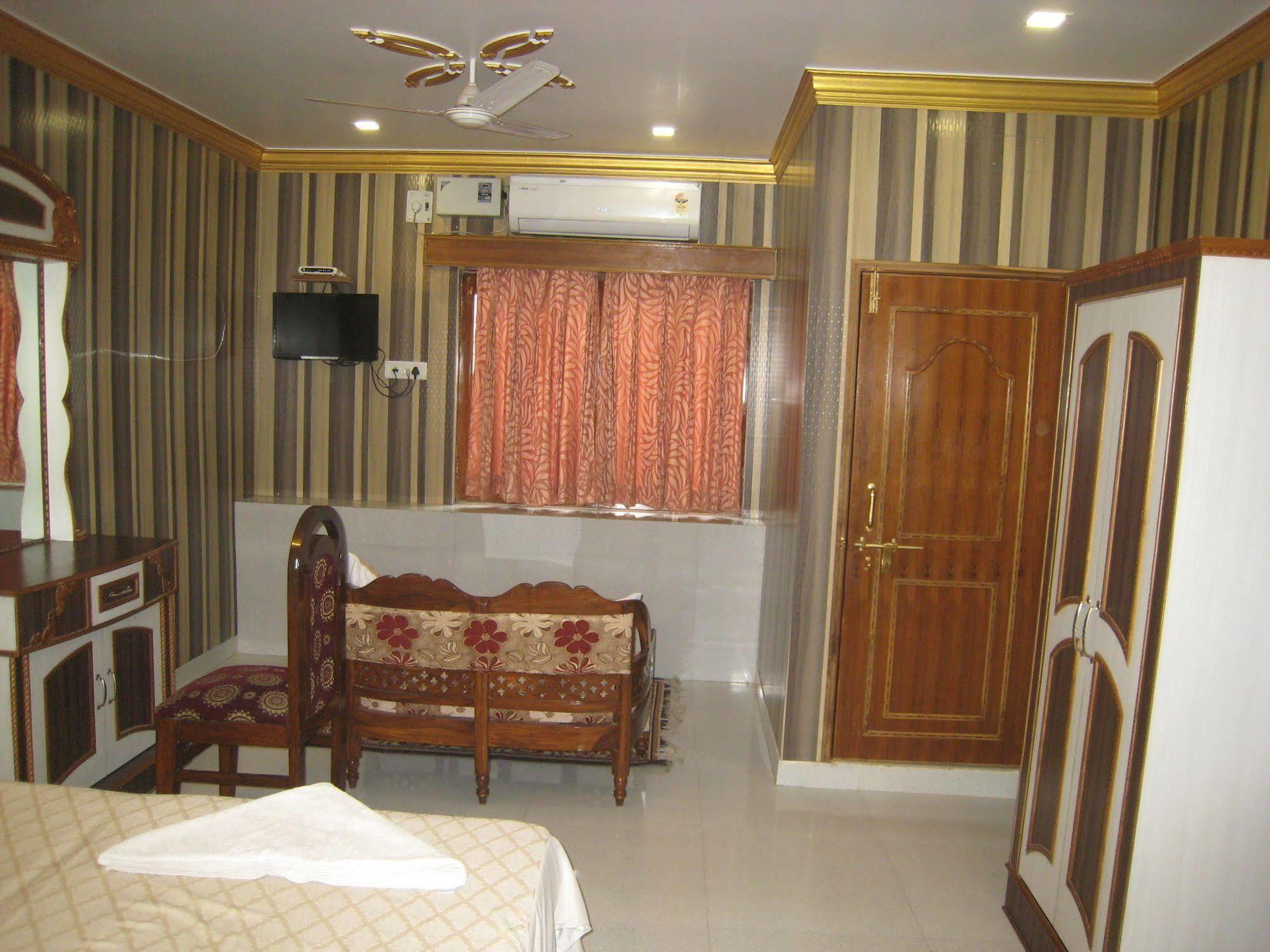 Kedareswar B&B Varanasi Eksteriør bilde